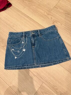 Hollister Denim Mini Skirt with White Chain Embroidery